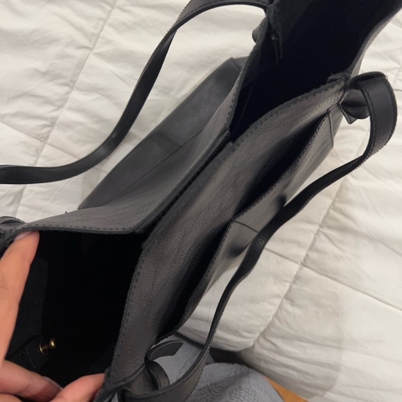 Tote - Picture 6 of 6